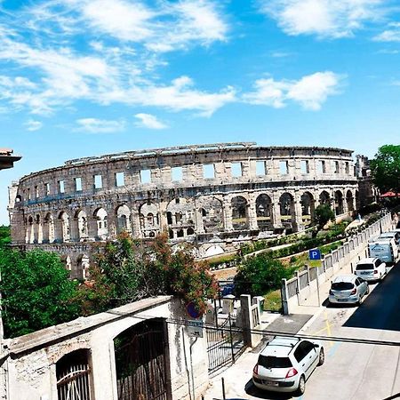 Apartament Colosseum View Pola Esterno foto