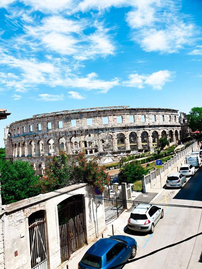 Apartament Colosseum View Pola Esterno foto