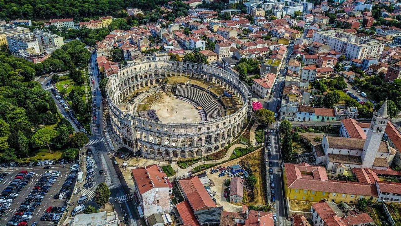Apartament Colosseum View Pola Esterno foto